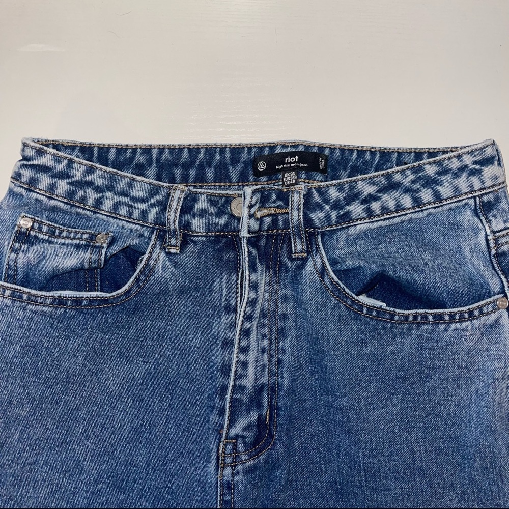 RIOT mom jeans